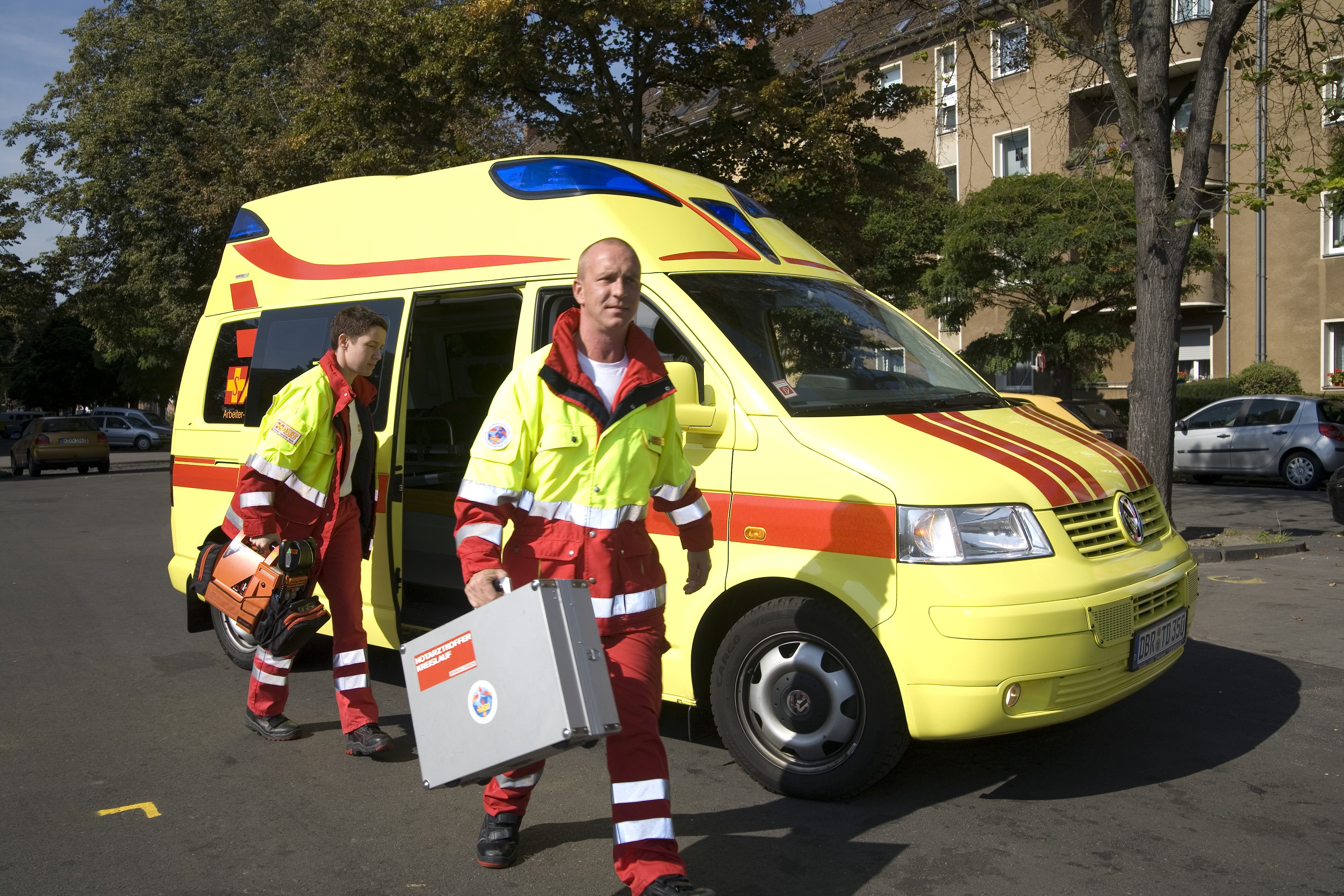 Rettungsassistent und rettungssanitater